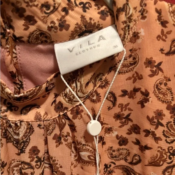 Boho Paisley Print Long Sleeve Dress - Picture 4 of 5